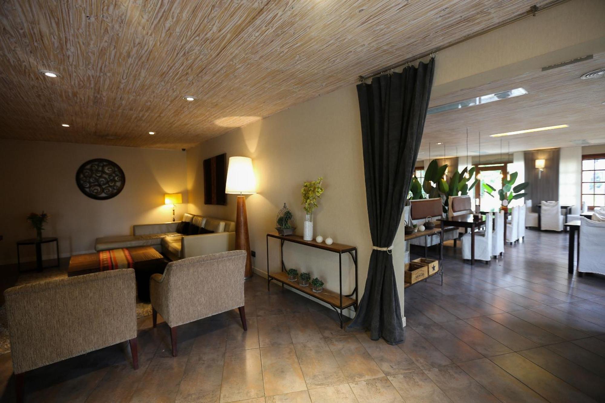 Hotel Bahia Redonda El Calafate Eksteriør billede
